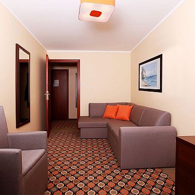 Studio-Apartment Orange