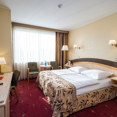Standardzimmer KINGSIZE-BETT