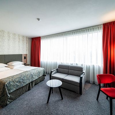 SUPERIOR PLUS-Zimmer