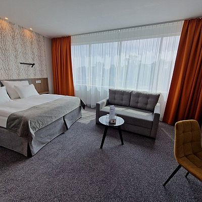 SUPERIOR PLUS-Zimmer