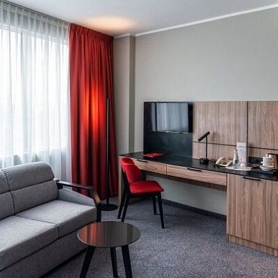 SUPERIOR PLUS-Zimmer
