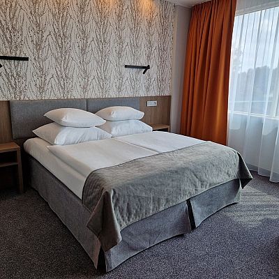 SUPERIOR PLUS-Zimmer